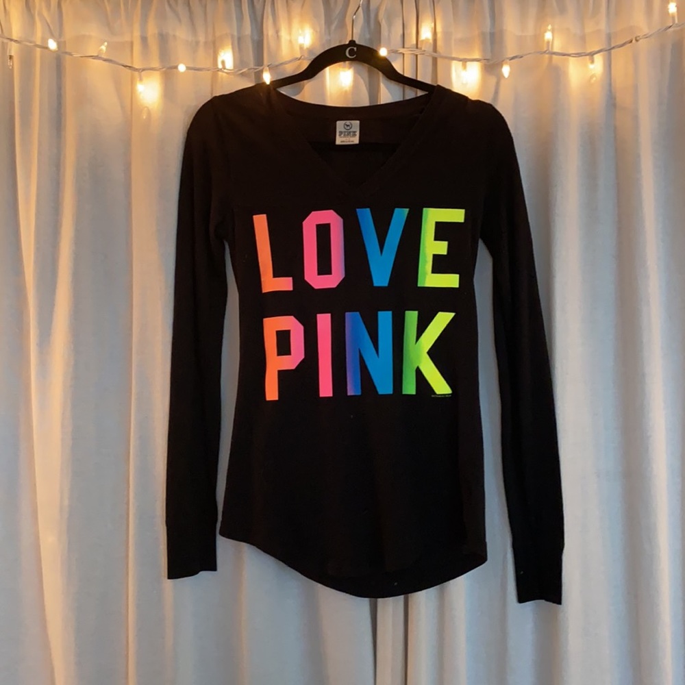 PINK | Victoria’s Secret | Black Long Sleeve Tee
